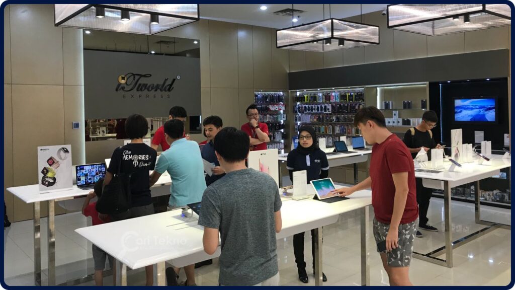 kedai iphone perak itworld express station 18